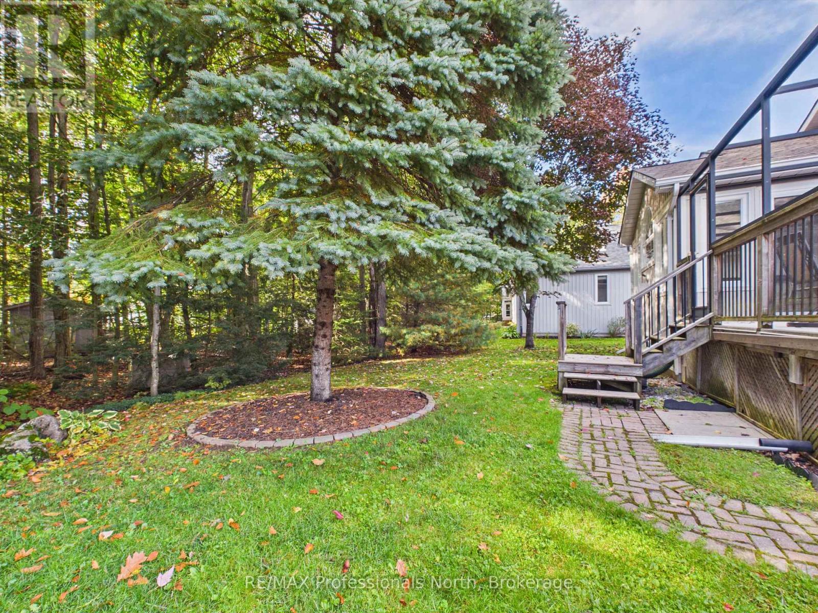 48 SPRINGWOOD CRESCENT - 35