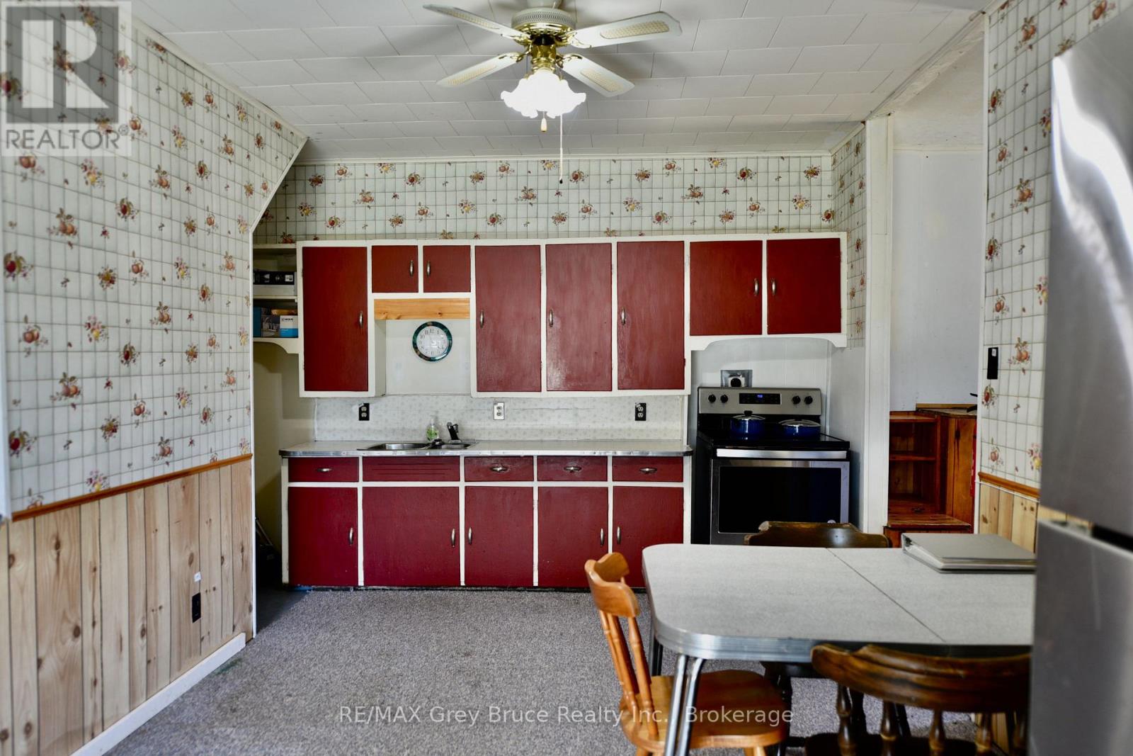 226 BARTLEY DRIVE - 11