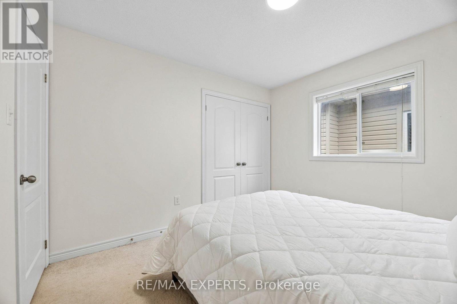 52 BRUCE CAMERON DRIVE - 27