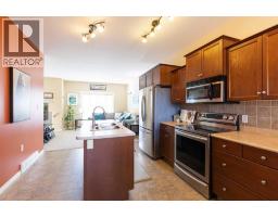 Family room - 106 Ranchlands Way Ne, Medicine Hat, AB T1C0E1 Photo 10