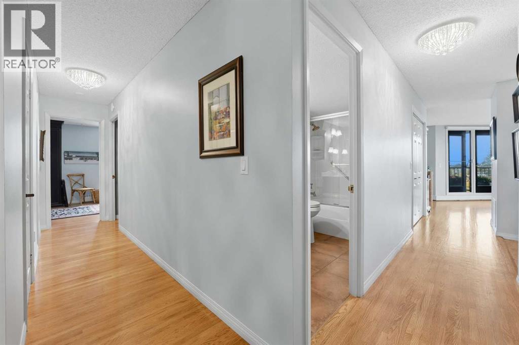#354 7030 Coach Hill Road SW - 18