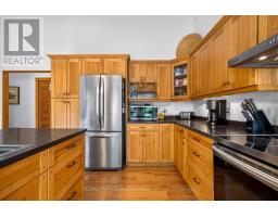 53 Crown Retreats Road, Whitestone, ON P0A1G0 Photo 8