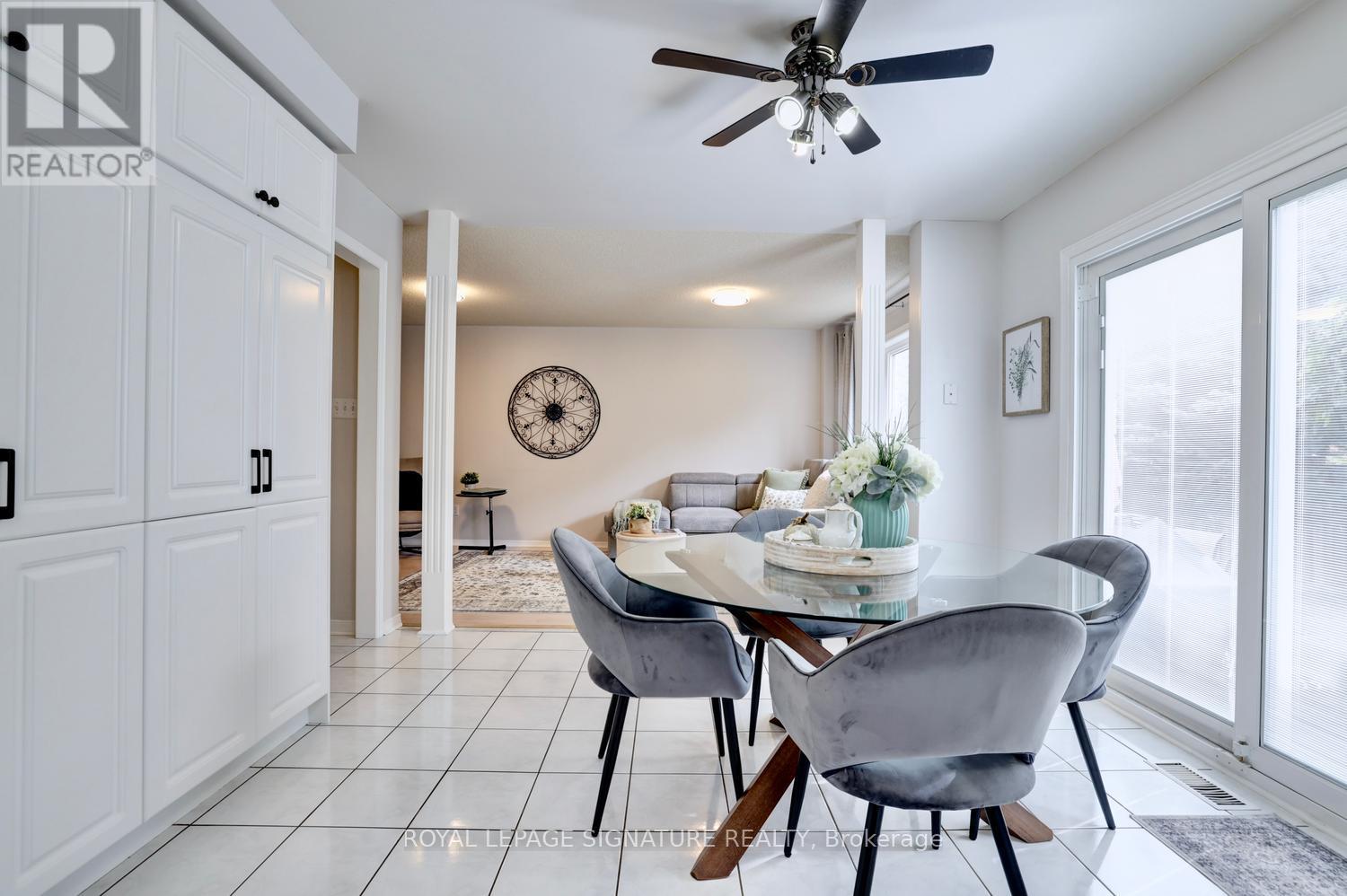 Photo 9 of 5474 Middleport Crescent, Mississauga (Hurontario)