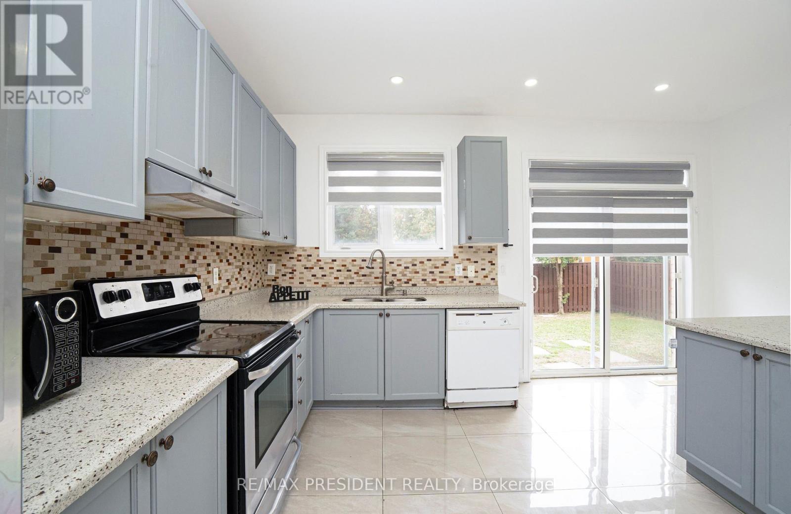 4 Chalkfarm Crescent, Brampton, ON photo 16