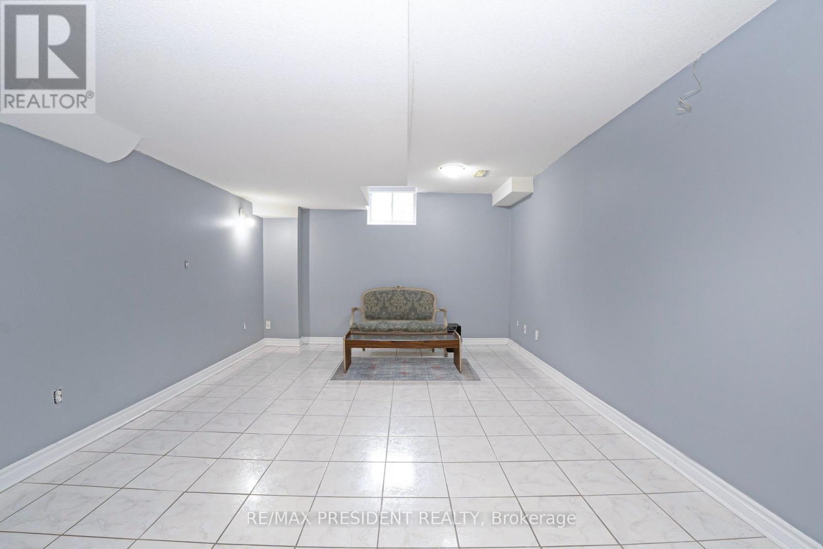 4 CHALKFARM CRESCENT - 39