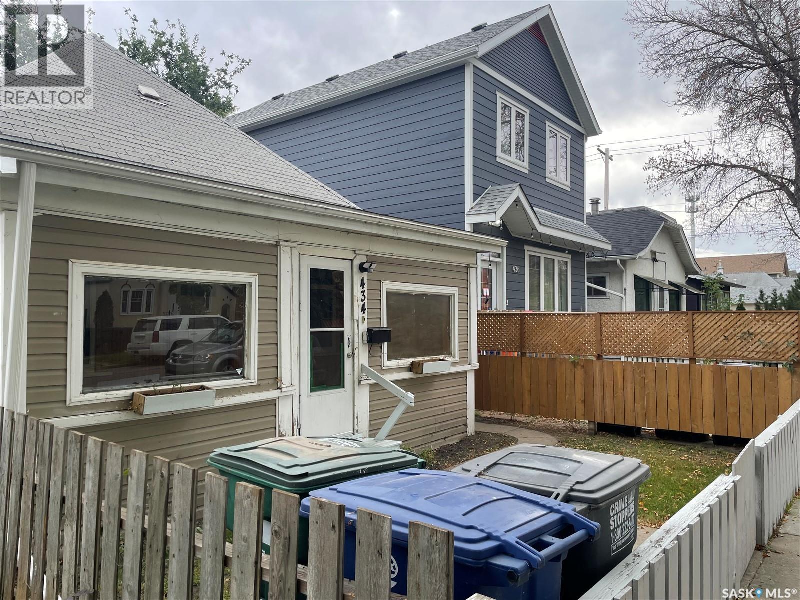 434 G AVENUE S, Saskatoon — photo 2