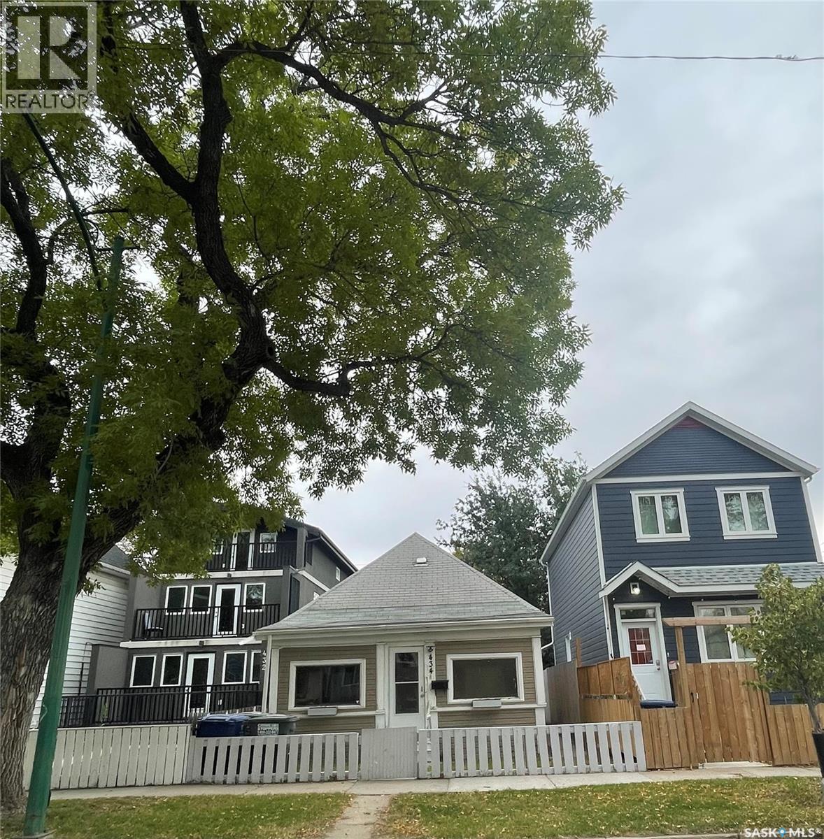 434 G AVENUE S, Saskatoon — photo 3