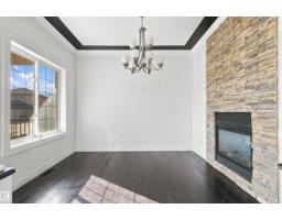 1660 Malone Wy Nw, Edmonton, AB T6R0H4 Photo 9