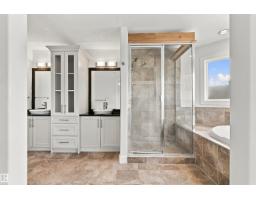 1660 Malone Wy Nw, Edmonton, AB T6R0H4 Photo 46