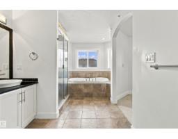 1660 Malone Wy Nw, Edmonton, AB T6R0H4 Photo 48
