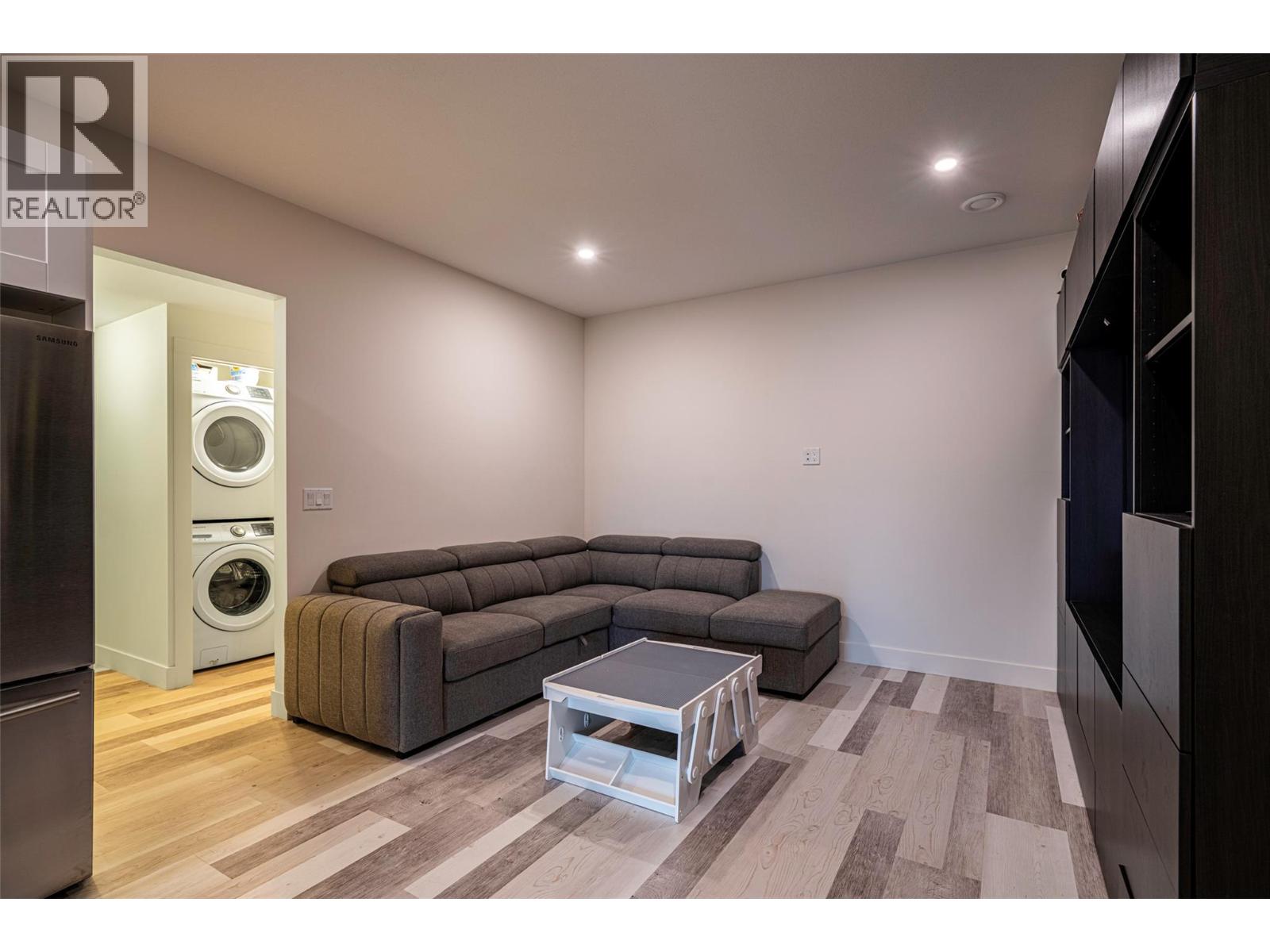 881 Mt.Ida Drive - 15