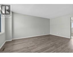 Primary Bedroom - 303, 2211 19 Street Ne, Calgary, AB T2E4Y5 Photo 6