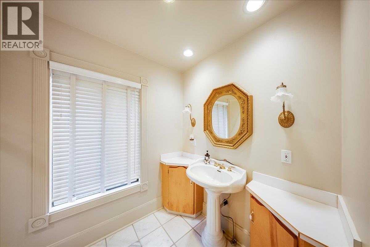 221 Second Avenue - Image 19