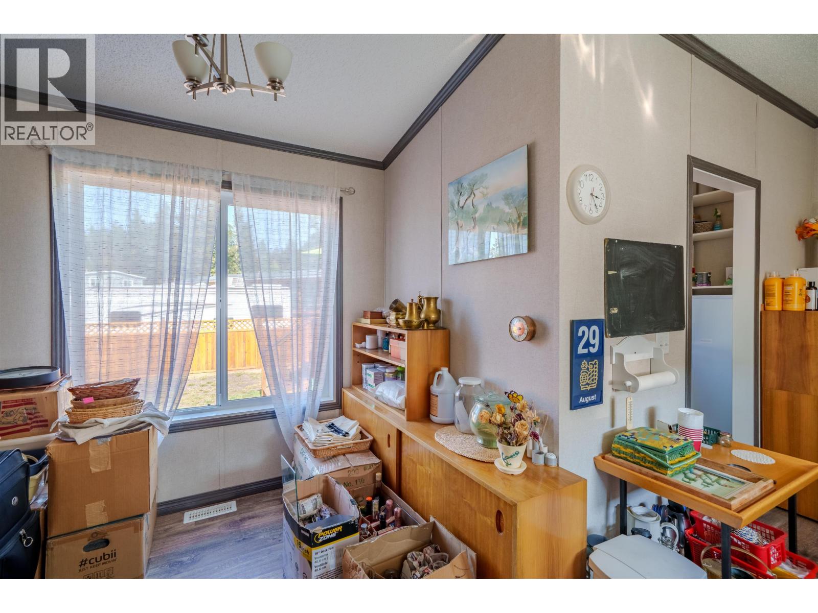 #12 4072 LAC LA HACHE STATION ROAD - 18