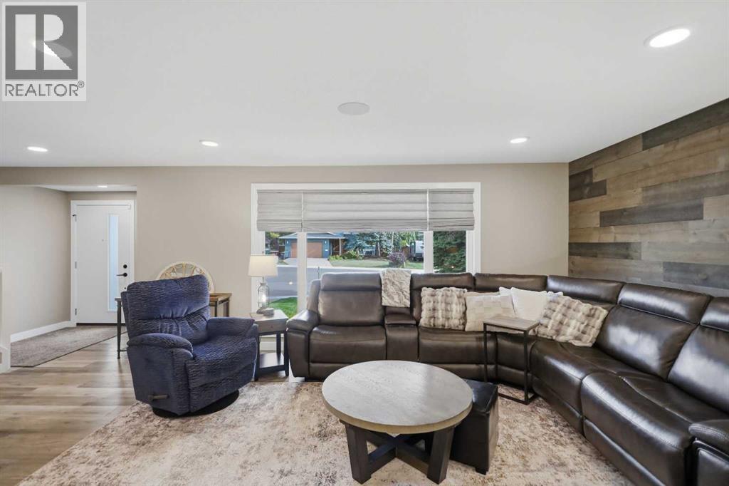 Listing photo – 6 Wiltshire Place, Red Deer