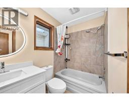 144 Hawkdale Close Nw, Calgary, AB T3G2Z9 Photo 24