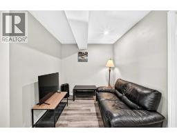 144 Hawkdale Close Nw, Calgary, AB T3G2Z9 Photo 32