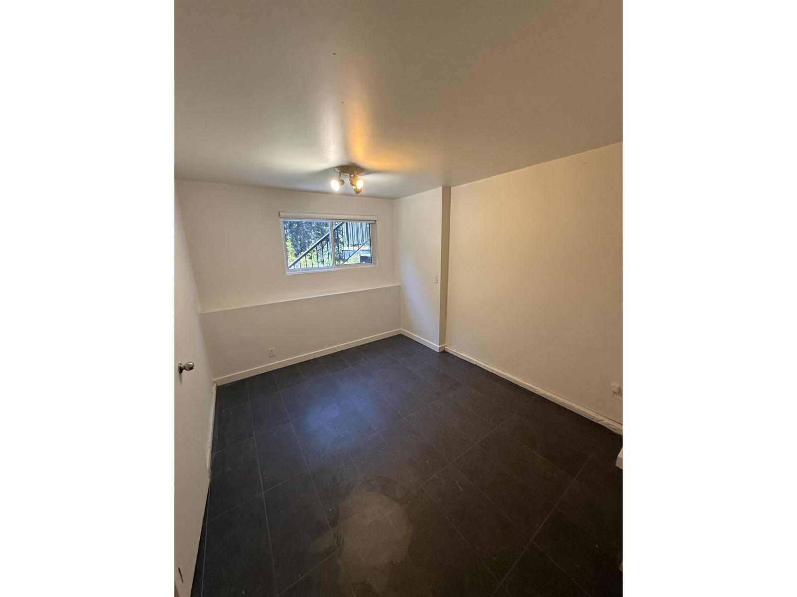 3 Bed, 2 Bath House for Rent in Surrey – Upper 9655 TOWNLINE DIVERSION, Surrey – MLS# R3172104 - Image 11
