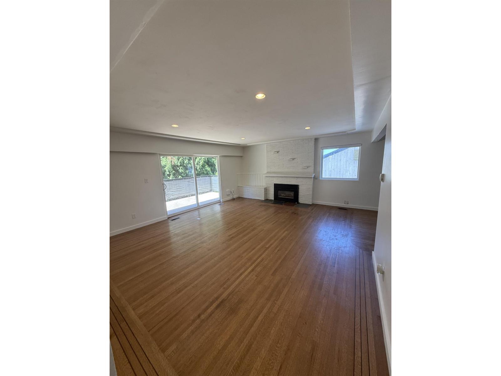 3 Bed, 2 Bath House for Rent in Surrey – Upper 9655 TOWNLINE DIVERSION, Surrey – MLS# R3172104 - Image 3