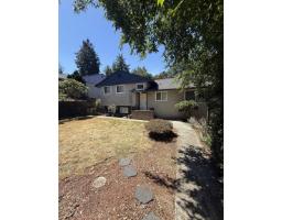 Upper 9655 Townline Diversion, Surrey, BC V3V2T1 Photo 12