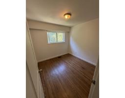 Upper 9655 Townline Diversion, Surrey, BC V3V2T1 Photo 8