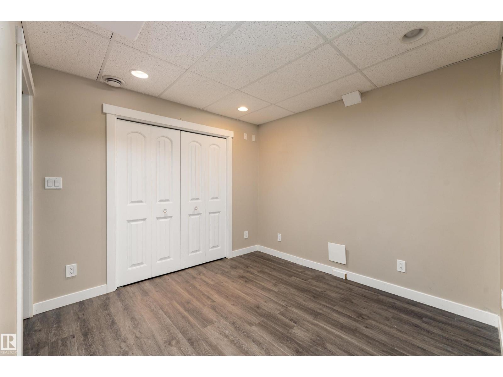 2914 18A AV NW - Image 18