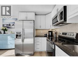 Primary Bedroom - 5, 64 Woodacres Crescent Sw, Calgary, AB T2W4V6 Photo 9