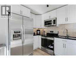 Bedroom - 5, 64 Woodacres Crescent Sw, Calgary, AB T2W4V6 Photo 6