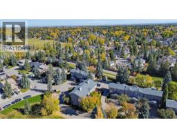 5, 64 Woodacres Crescent SW - photo 3