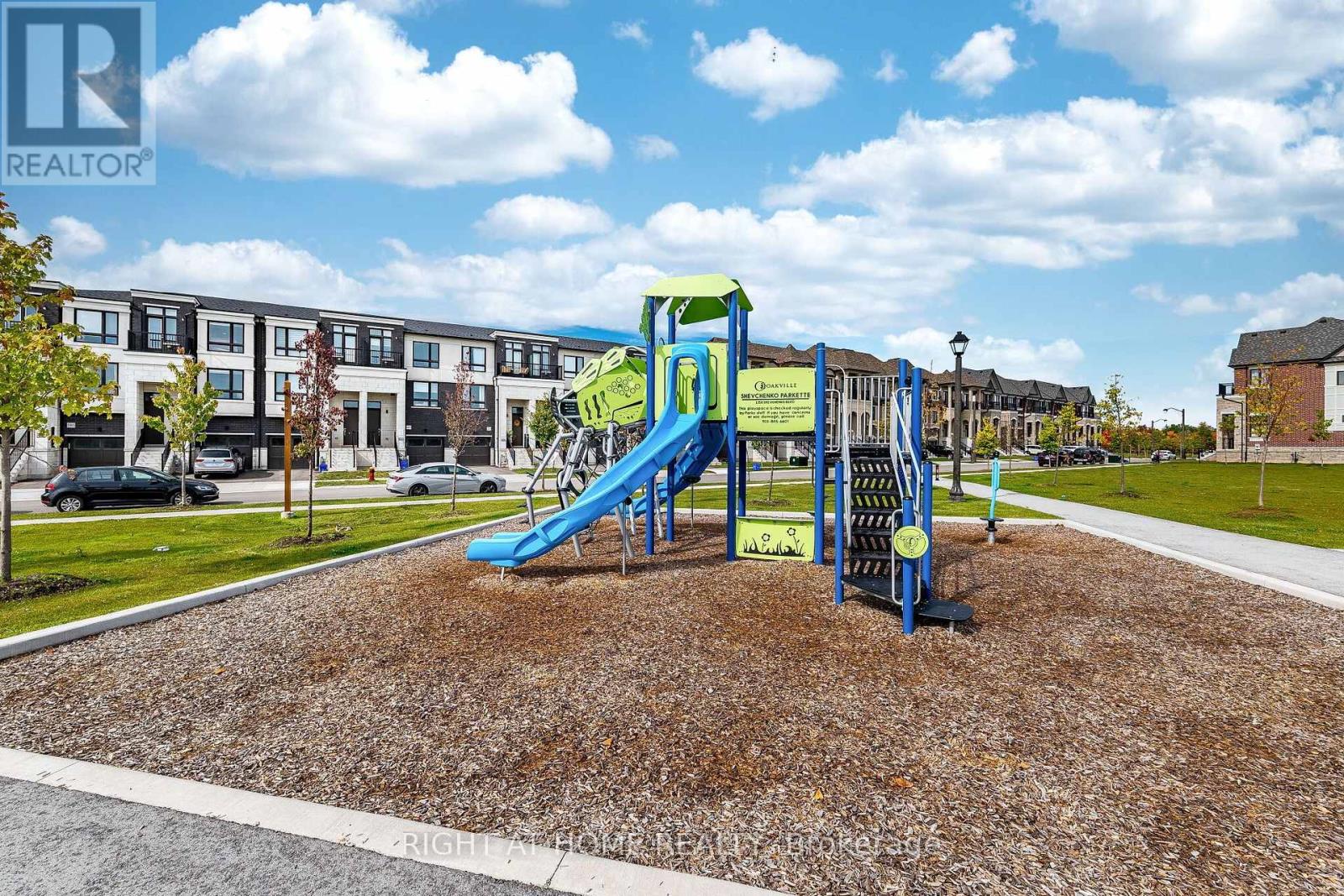 Photo 29 of 1330 Shevchenko Boulevard, Oakville (NW Northwest)