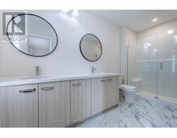 1330 Shevchenko Boulevard, Oakville, ON L6M5R4 Photo 13