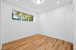 Living room/Dining room - 415 Centennial Street, Winnipeg, MB R3N1P8 Photo 13