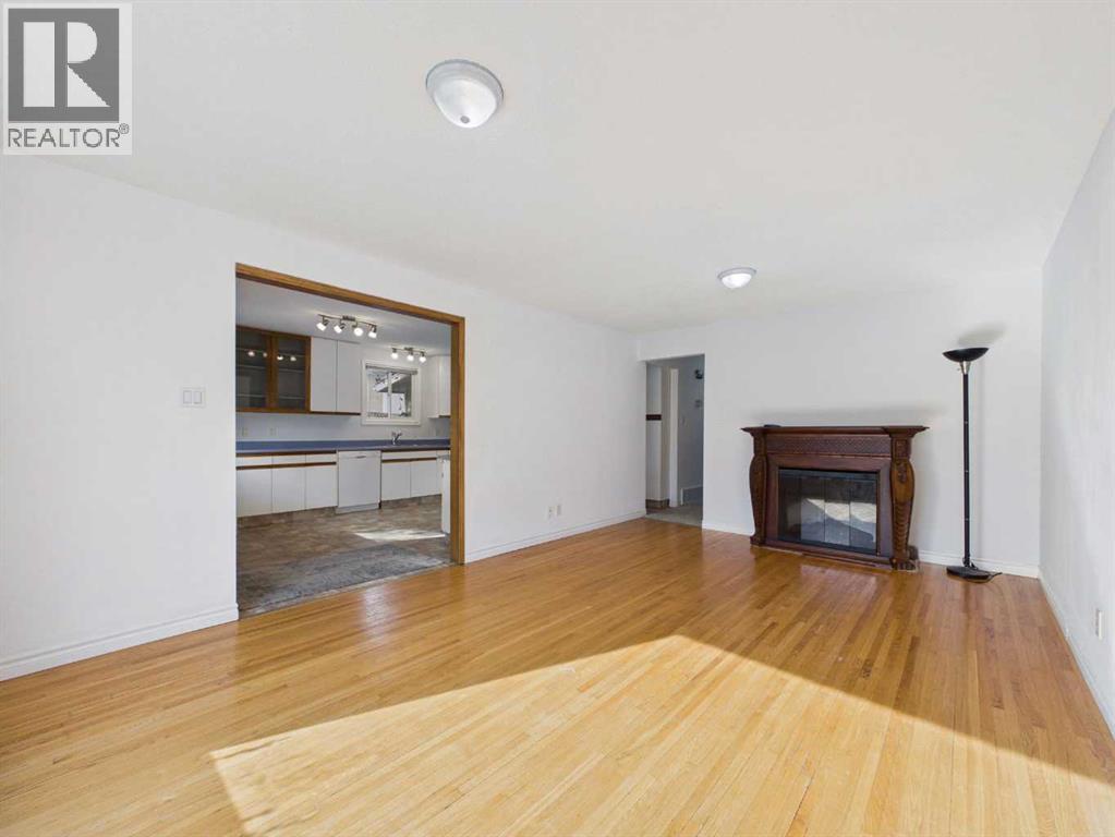 3720 44 Street - 3