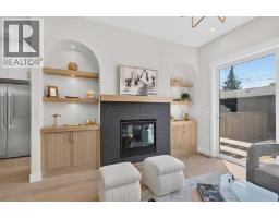 Bedroom - 2421 32 Street Sw, Calgary, AB T3E2R6 Photo 14