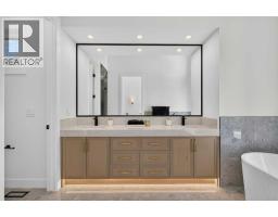 2pc Bathroom - 2421 32 Street Sw, Calgary, AB T3E2R6 Photo 20