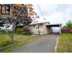 Bathroom - 626 16th St, Courtenay, BC V9N1X7 Photo 6