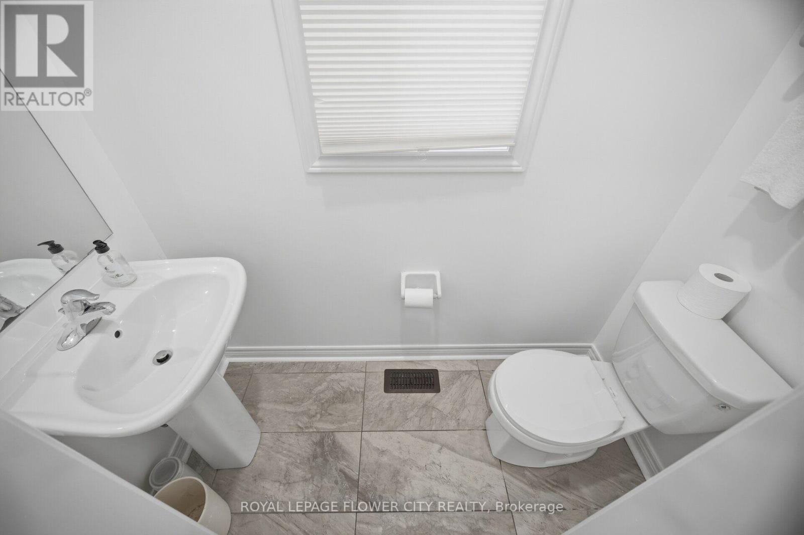 381 CEDRIC TERRACE - 17