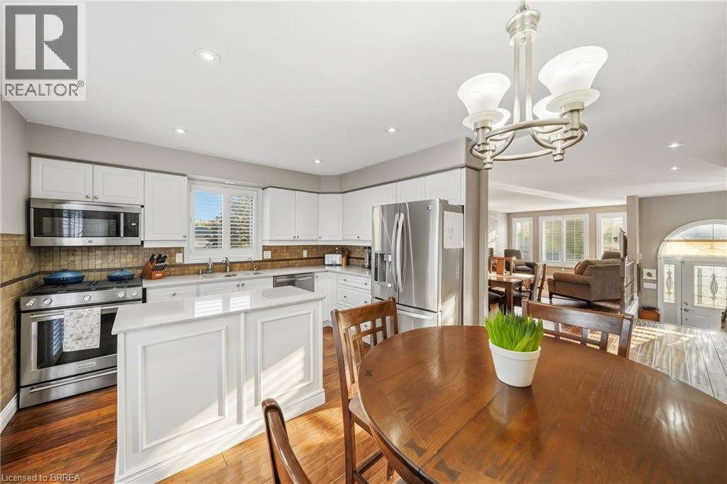 79 COURT Drive - Image 8