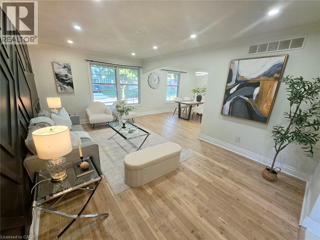 Property for sale at 23 ALAYNE Crescent