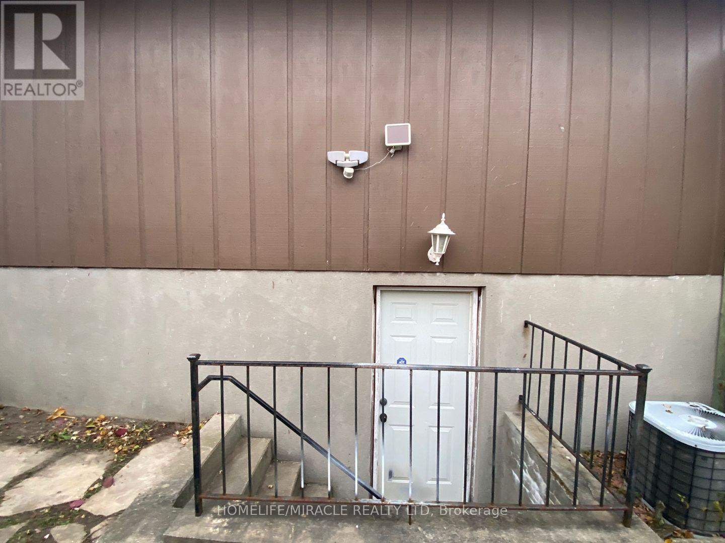 23 ALAYNE CRESCENT - Image 15