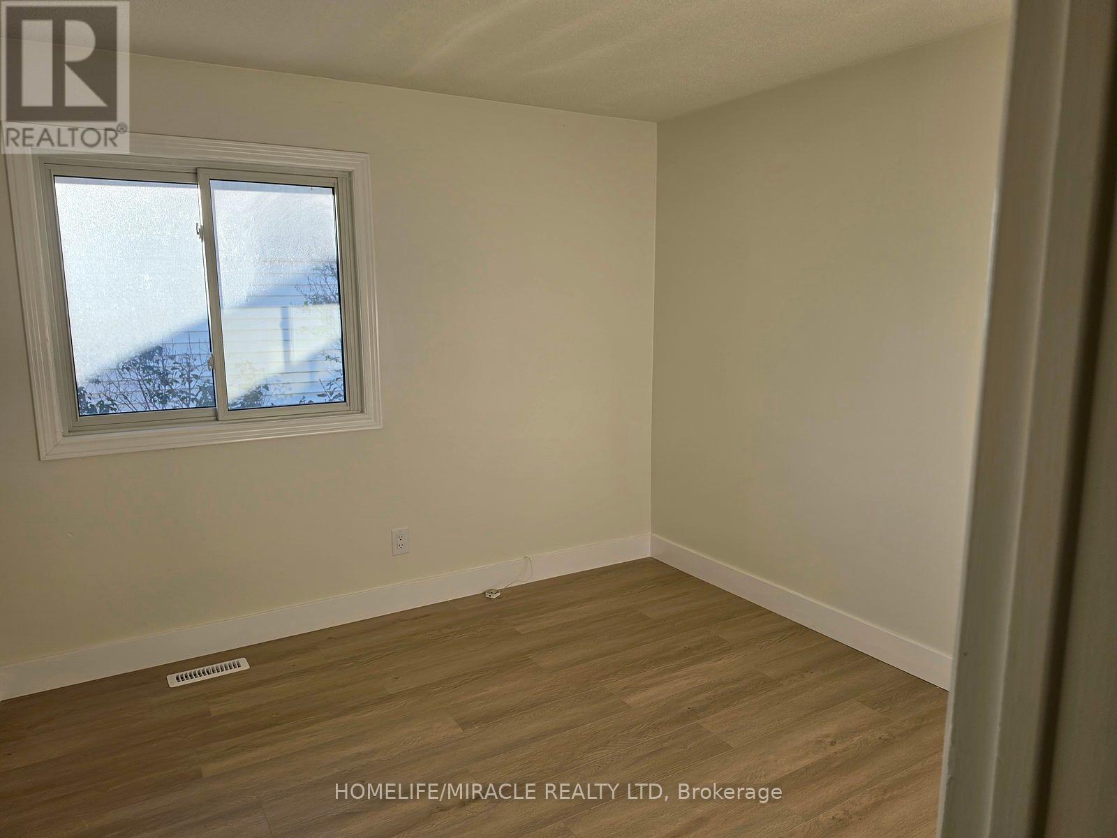 23 ALAYNE CRESCENT - Image 13