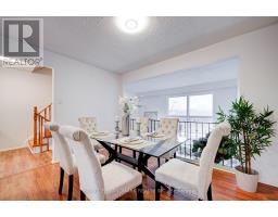 8 Rusty Crest Way, Toronto, ON M2J2Y4 Photo 12