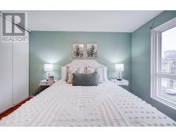 8 Rusty Crest Way, Toronto, ON M2J2Y4 Photo 14