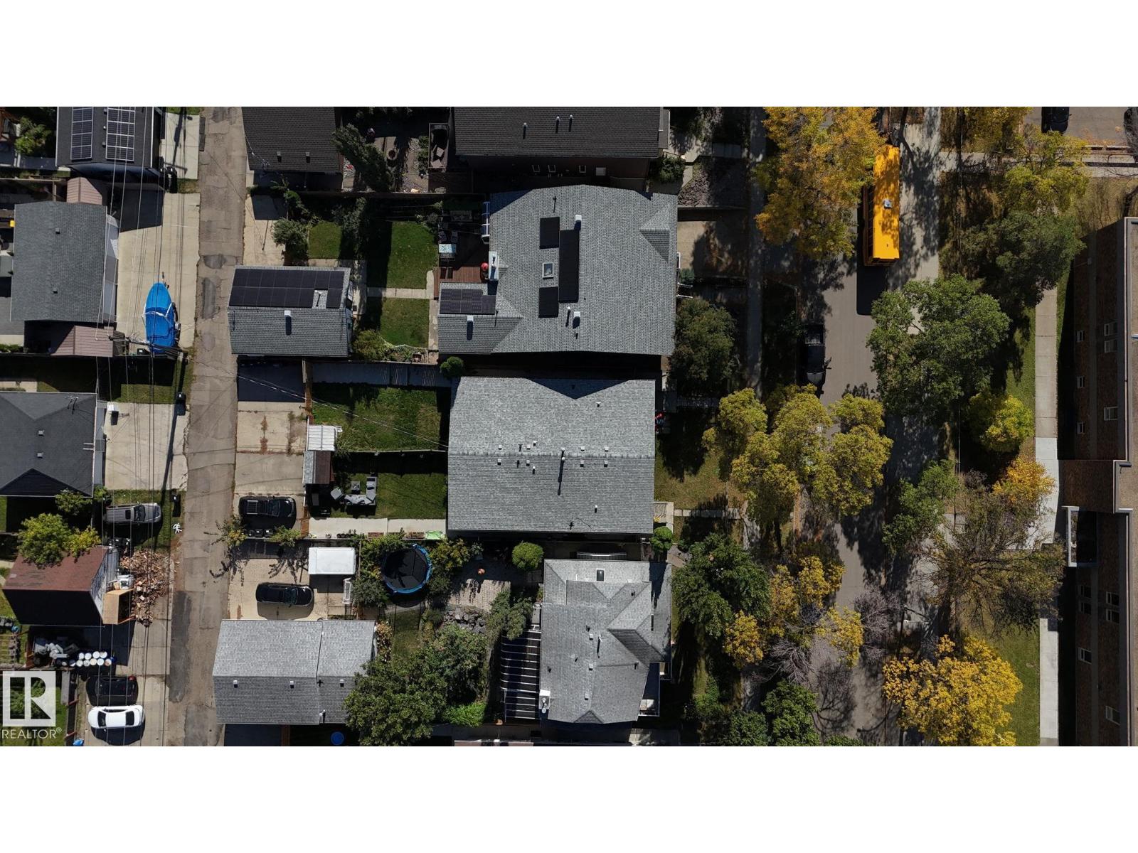 8823-8825 95 ST NW - Image 43