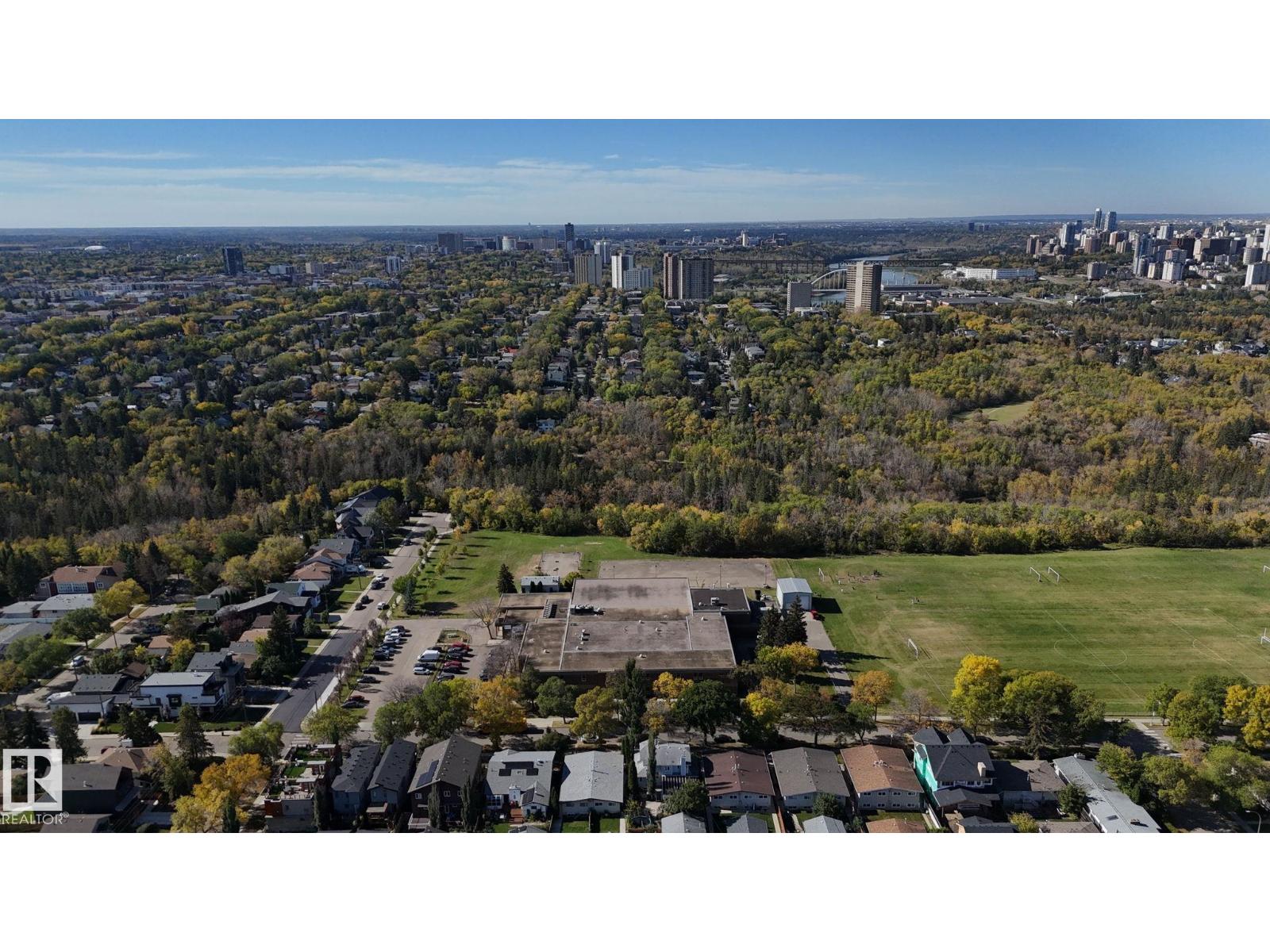 8823-8825 95 ST NW - Image 50