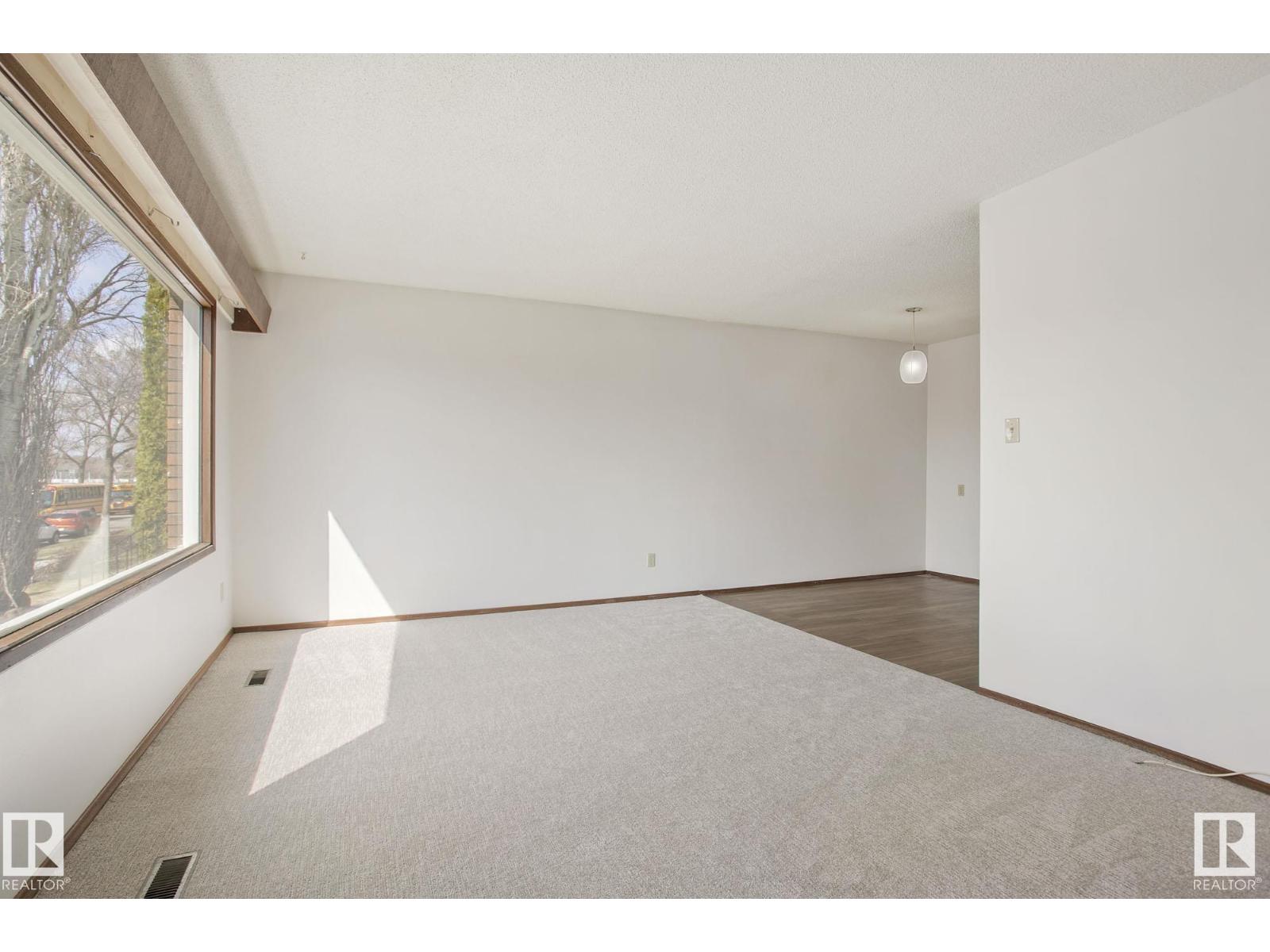 8823-8825 95 ST NW - Image 56