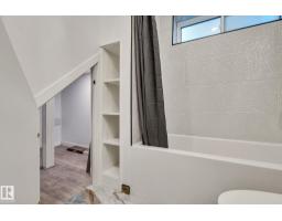 8823-8825 95 St Nw, Edmonton, AB T6C3W6 Photo 16