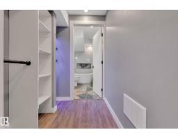 8823-8825 95 St Nw, Edmonton, AB T6C3W6 Photo 21