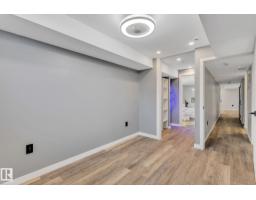 8823-8825 95 St Nw, Edmonton, AB T6C3W6 Photo 23