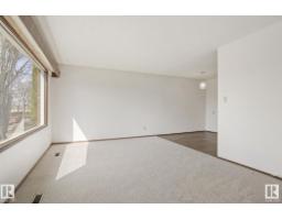 8823-8825 95 St Nw, Edmonton, AB T6C3W6 Photo 56